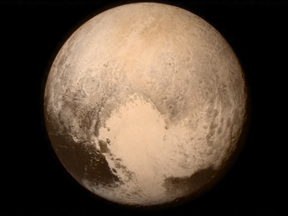 NASA revela imagens de Plutão enviadas pela New Horizon