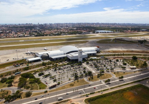 13 de Abril - Aeroporto Internacional Pinto Martins, em Fortaleza.