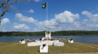23 de Maio - Bandeira brasileira - Oiapoque (AP) 72 Anos.