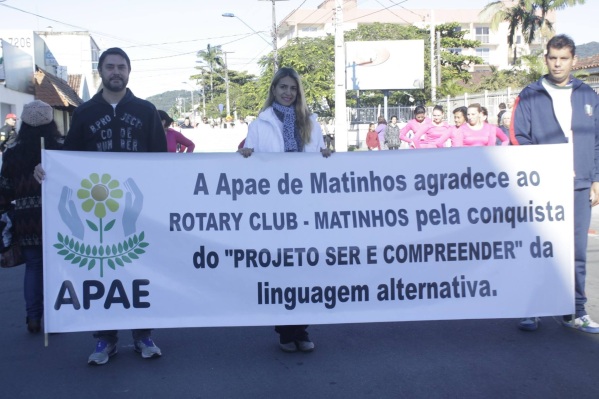 12 de Junho - APAE e Rotary no desfile de aniversário da cidade de Matinhos, em 2016 - A (Cidade) Namorada do Paraná - Matinhos (PR) - 50 Anos.