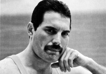 5 de Setembro - Freddie Mercury, cantor britânico, líder do grupo Queen