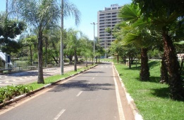24 de Março - Araras (São Paulo) - Arborização