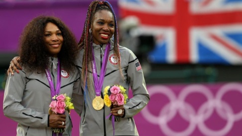 17 de Junho - Serena e Venus Williams nas Olimpíadas.