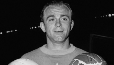 4 de Julho – 1926 – Alfredo Di Stéfano, futebolista e treinador de futebol argentino (m. 2014).
