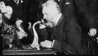 10 de Março - 1876 — Alexander Graham Bell faz a primeira chamada telefônica dizendo - Senhor Watson, venha aqui, eu quero vê-lo.