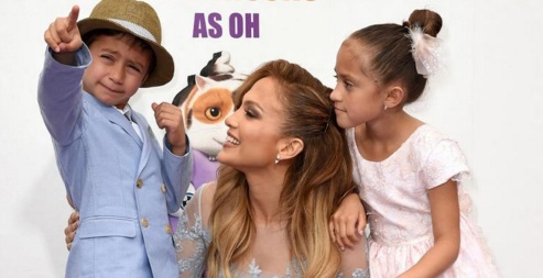 24 de Julho - Jennifer Lopez - 1969 – 48 Anos em 2017 - Acontecimentos do Dia - Foto 6 - Com os filhos.
