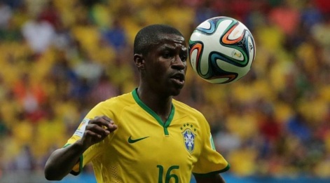 24 de Março - Ramires, futebolista brasileiro.