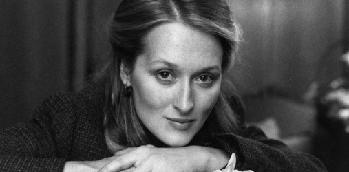 22 de Junho - Meryl Streep, atriz, jovem, foto pb.