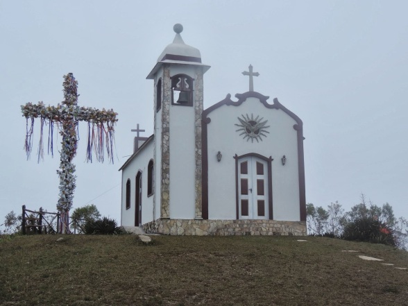 9 de Outubro - Igreja do Morro Redondo em Ipoema — Itabira (MG) — 169 Anos em 2017.