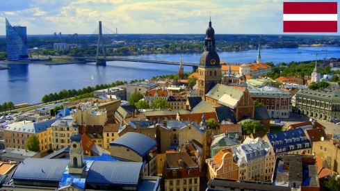 21 de Agosto — 1991 — O parlamento da Letônia proclama sua independência da URSS.