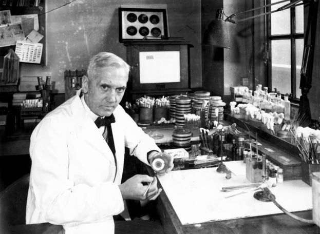 11 de Março - Alexander Fleming, cientista britânico