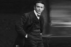 24 de Março - Harry Houdini, ilusionista húngaro