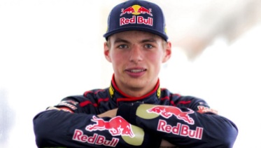 15 de Maio - 2016 — Max Verstappen se torna o mais jovem piloto a vencer uma prova da Formula 1.