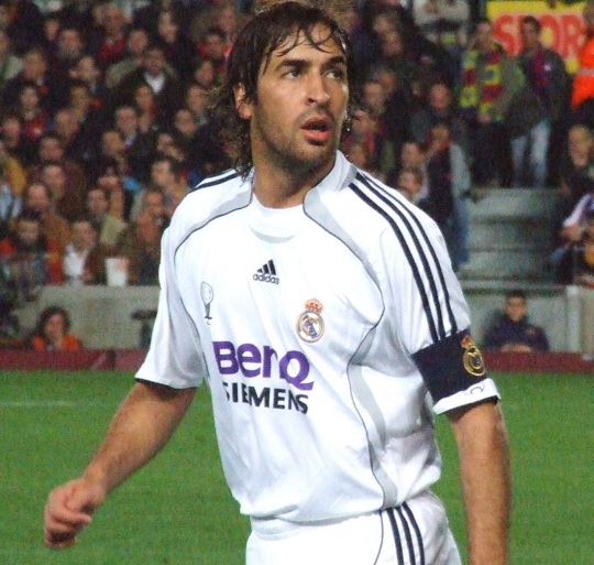27 de Junho - 1977 — Raúl, futebolista espanhol.