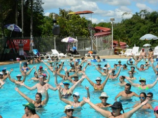 24 de Junho - Hidroginástica nas piscinas da Sociedade Esportiva Sanjoanense — São João da Boa Vista (SP) — 196 Anos.