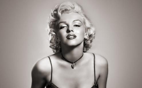 1 de Junho - 1926 – Marilyn Monroe, atriz estadunidense, pb, bw, pose.