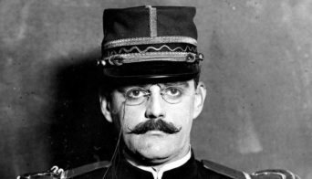 12 de Julho – 1935 - Alfred Dreyfus, oficial francês, centro do caso Dreyfus (n. 1859).