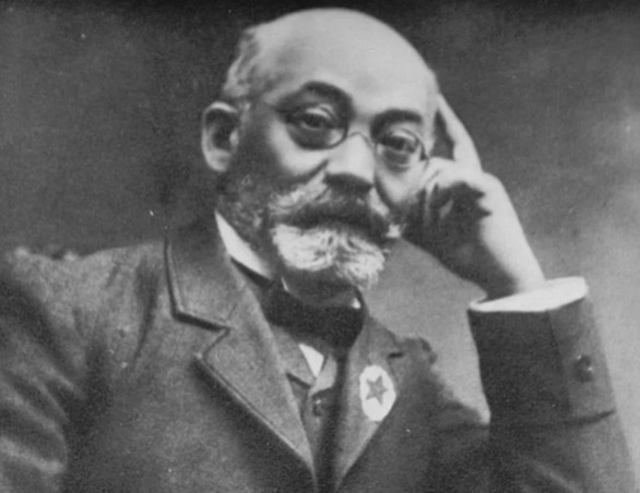 14 de Abril - 1917 — Ludwik Lejzer Zamenhof, oftalmologista e filólogo polonês (n. 1859).