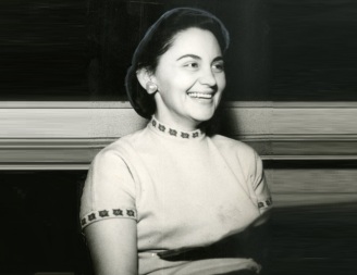 13 de Setembro – Laura Cardoso - 1927 – 90 Anos em 2017 - Acontecimentos do Dia - Foto 6 - Laura Cardoso em 1957.