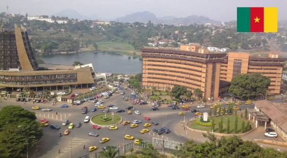 Cidade de Yaoundé, capital dos Camarões.