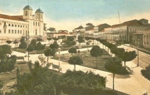 8 de Setembro – Cartão-postal da Praça João Lisboa editado por volta de 1910 — São Luís (MA) — 405 Anos em 2017.