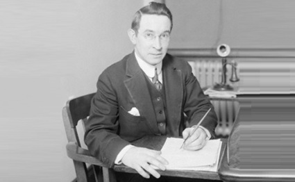6 de maio - 1954 — B. C. Forbes, jornalista financeiro (n. 1880).