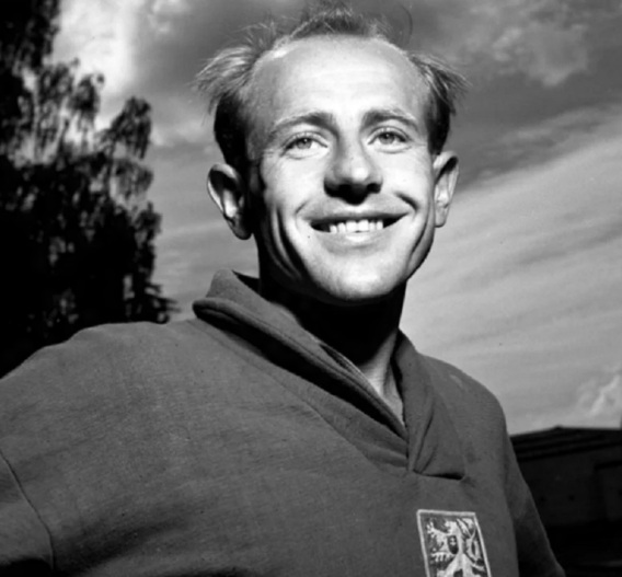 19 de Setembro – 1922 — Emil Zátopek, atleta tcheco (m. 2000).
