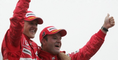 23 de Maio - Rubens Barrichello com Michael Schumacher.