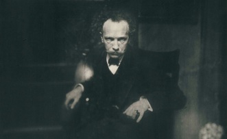 11 de Junho - Richard Strauss em 1904. Foto de Edward Steichen.