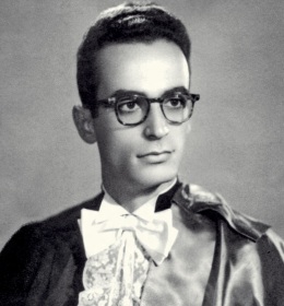 12 de Abril - 1932 — Waldo Vieira - médico brasileiro fundador da Conscienciologia (m. 2015), jovem, na formatura.