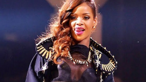 20 de Fevereiro - Rihanna - cantora barbadiana, 25