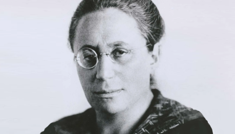 23 de Março - Emmy Noether, matemática alemã, 1