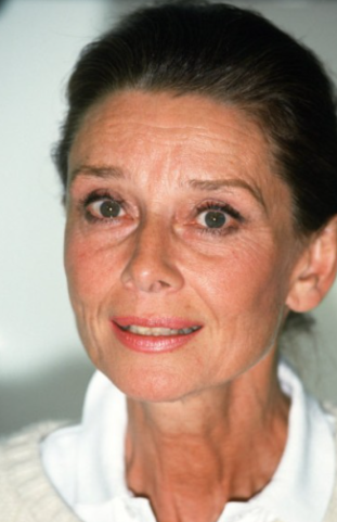 4 de maio - Audrey Hepburn, atriz e filantropa britânica, 7